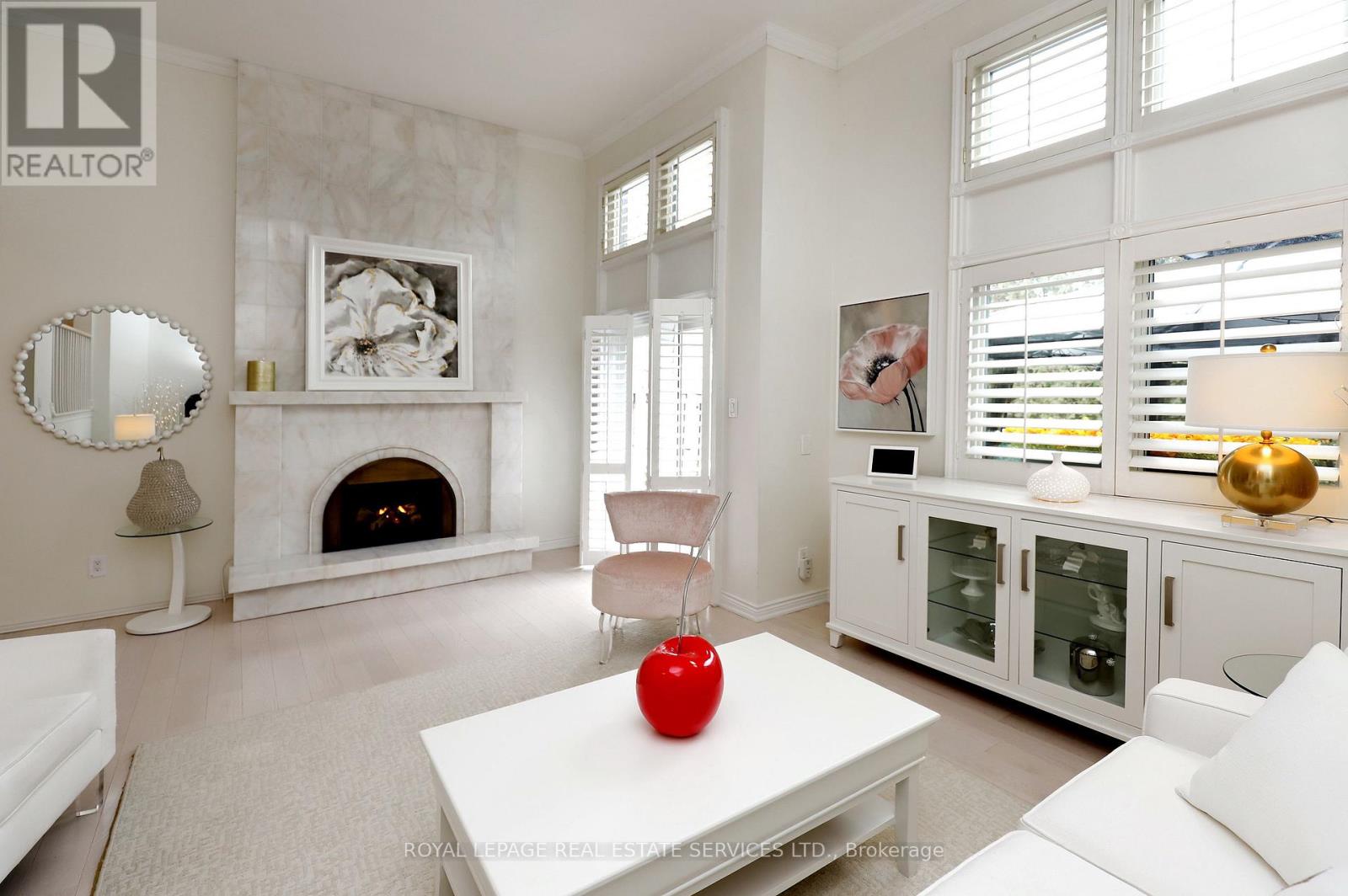 10 - 4230 Fieldgate Drive, Mississauga, Ontario  L4W 2M5 - Photo 6 - W12918184