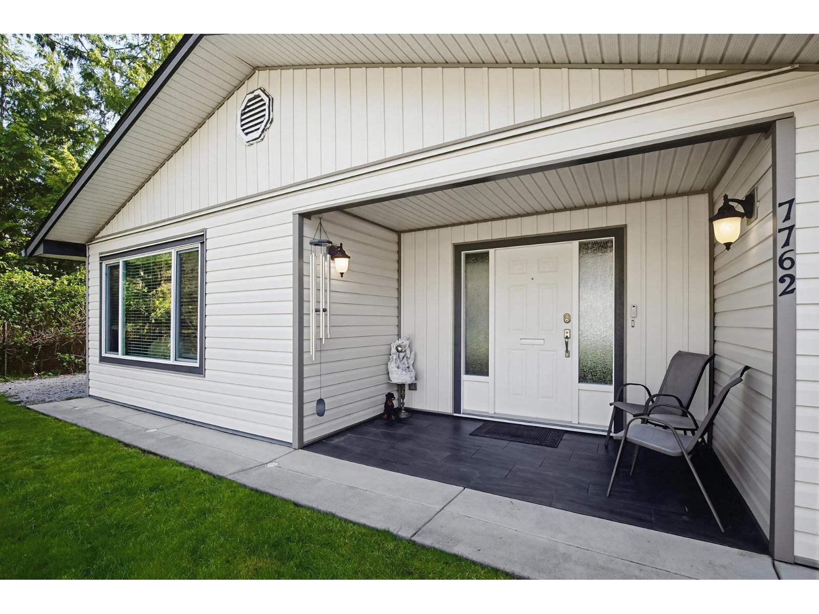 7762 Fir Street, Mission, British Columbia  V2V 4N5 - Photo 4 - R3109829