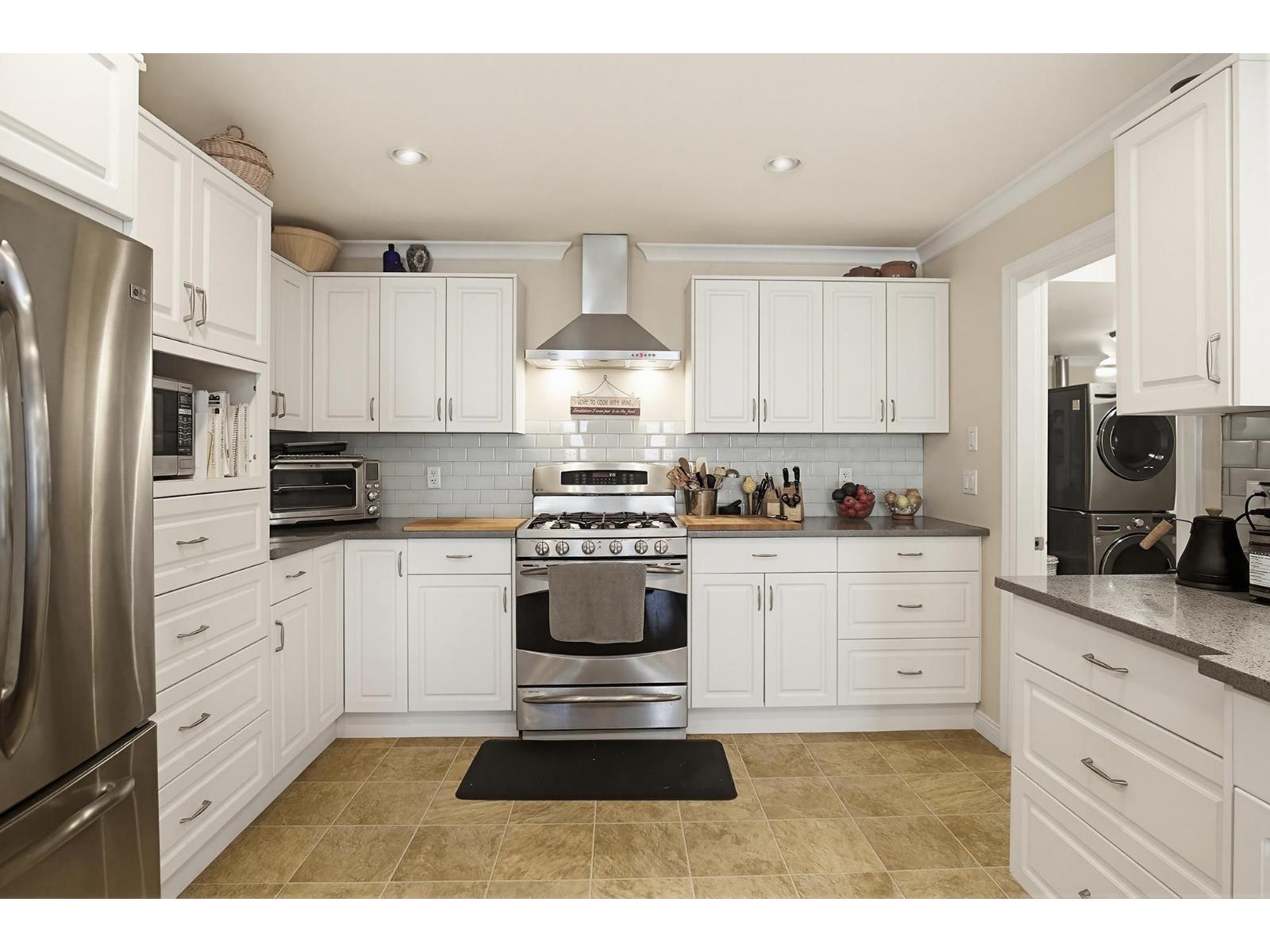 7762 Fir Street, Mission, British Columbia  V2V 4N5 - Photo 9 - R3109829