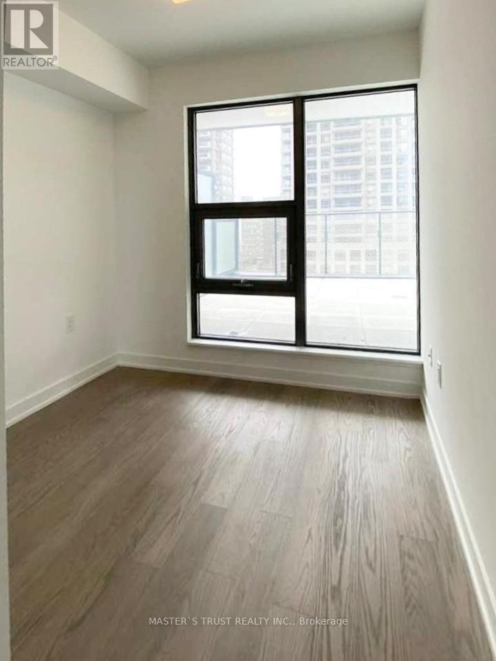 808 - 11 Wellesley Street W, Toronto, Ontario  M4Y 1E8 - Photo 4 - C12988186