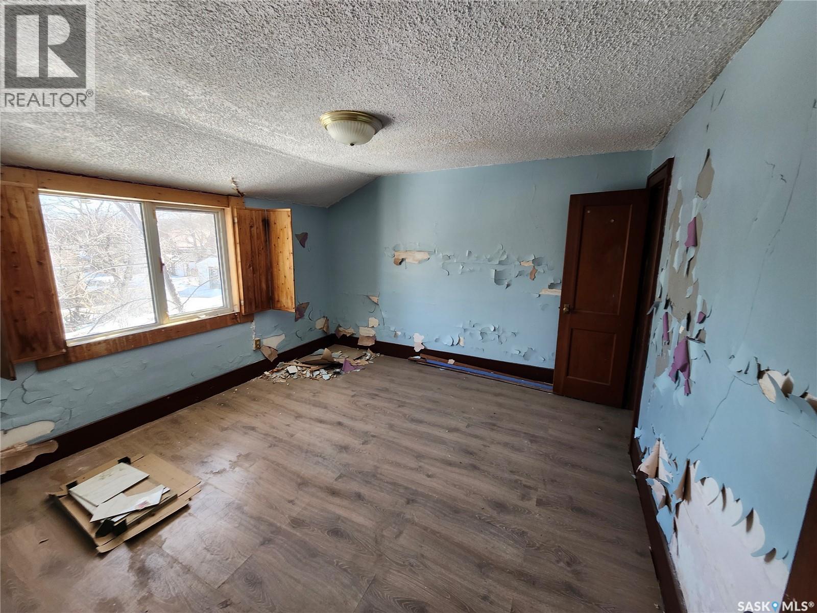 1455 Elphinstone Street, Regina, Saskatchewan  S4T 3M7 - Photo 9 - SK032509