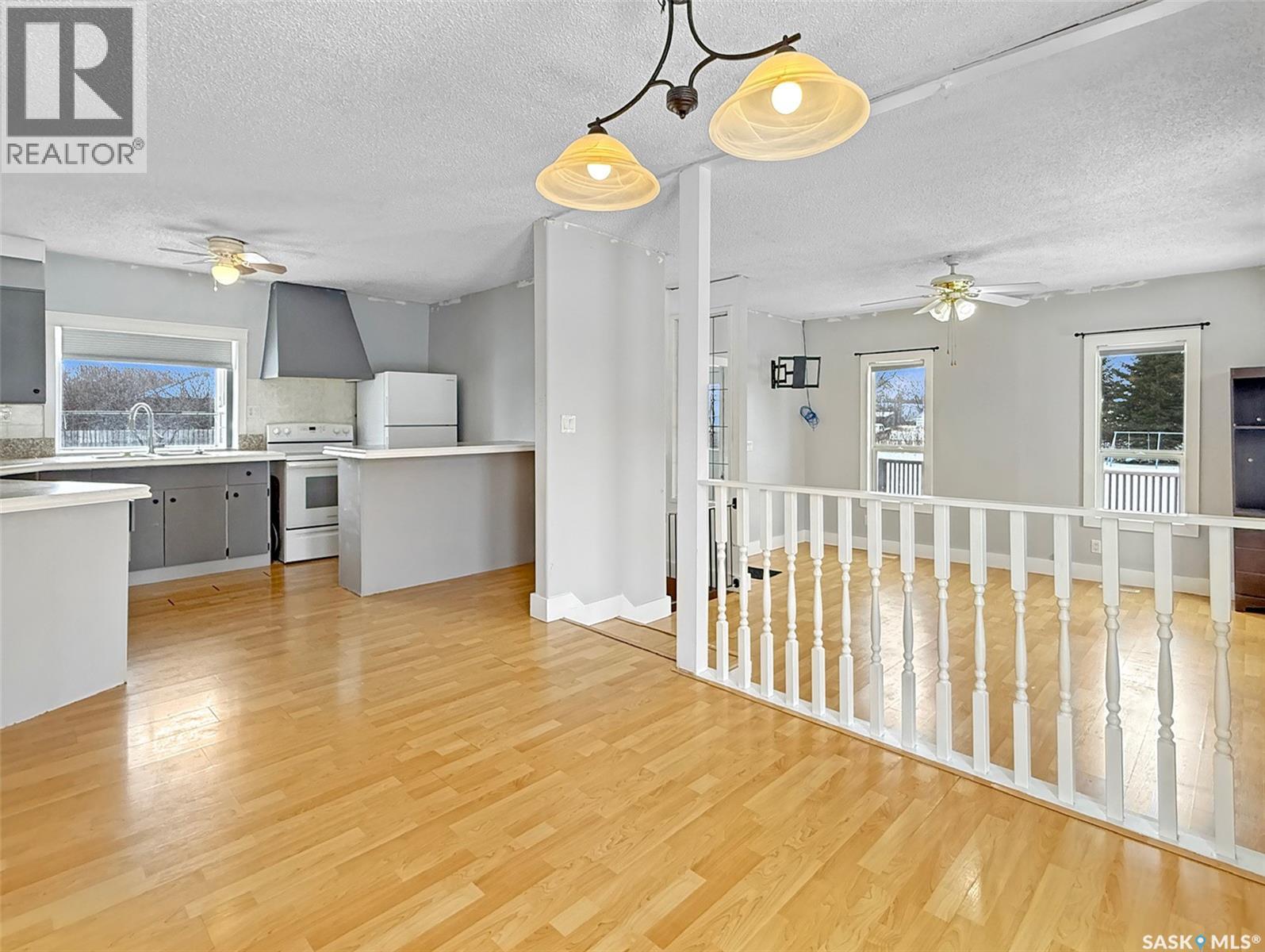 363 Iris Avenue, Swift Current Rm No. 137, Saskatchewan  S0N 2Y0 - Photo 7 - SK032649