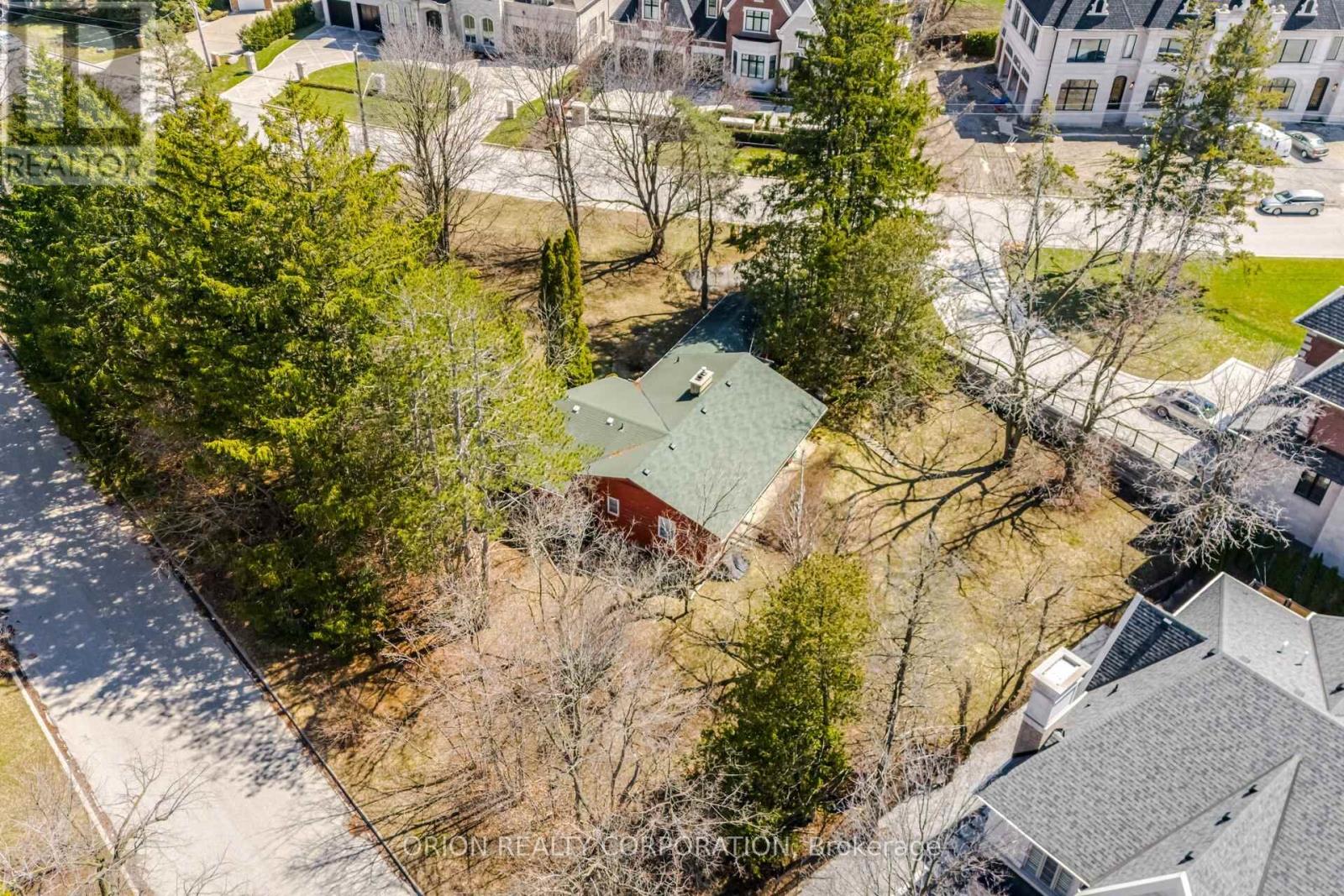 100 Westwood Lane, Richmond Hill (South Richvale), Ontario  L4C 6Y3 - Photo 9 - N12802194