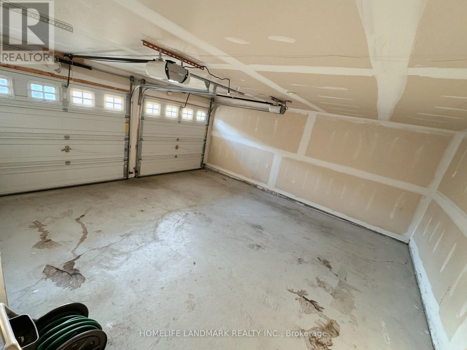 35 Hyacinth Street, Markham (Wismer), Ontario  L6E 0P4 - Photo 33 - N12987932