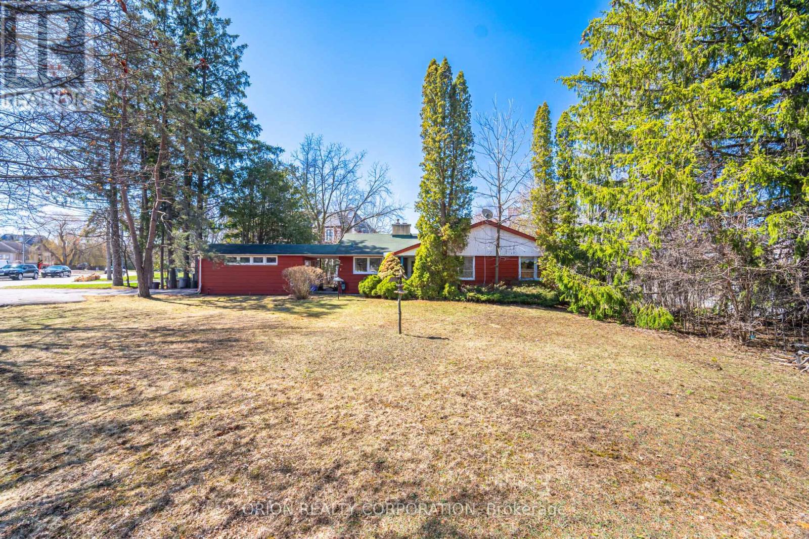 100 Westwood Lane, Richmond Hill (South Richvale), Ontario  L4C 6Y3 - Photo 2 - N12802194