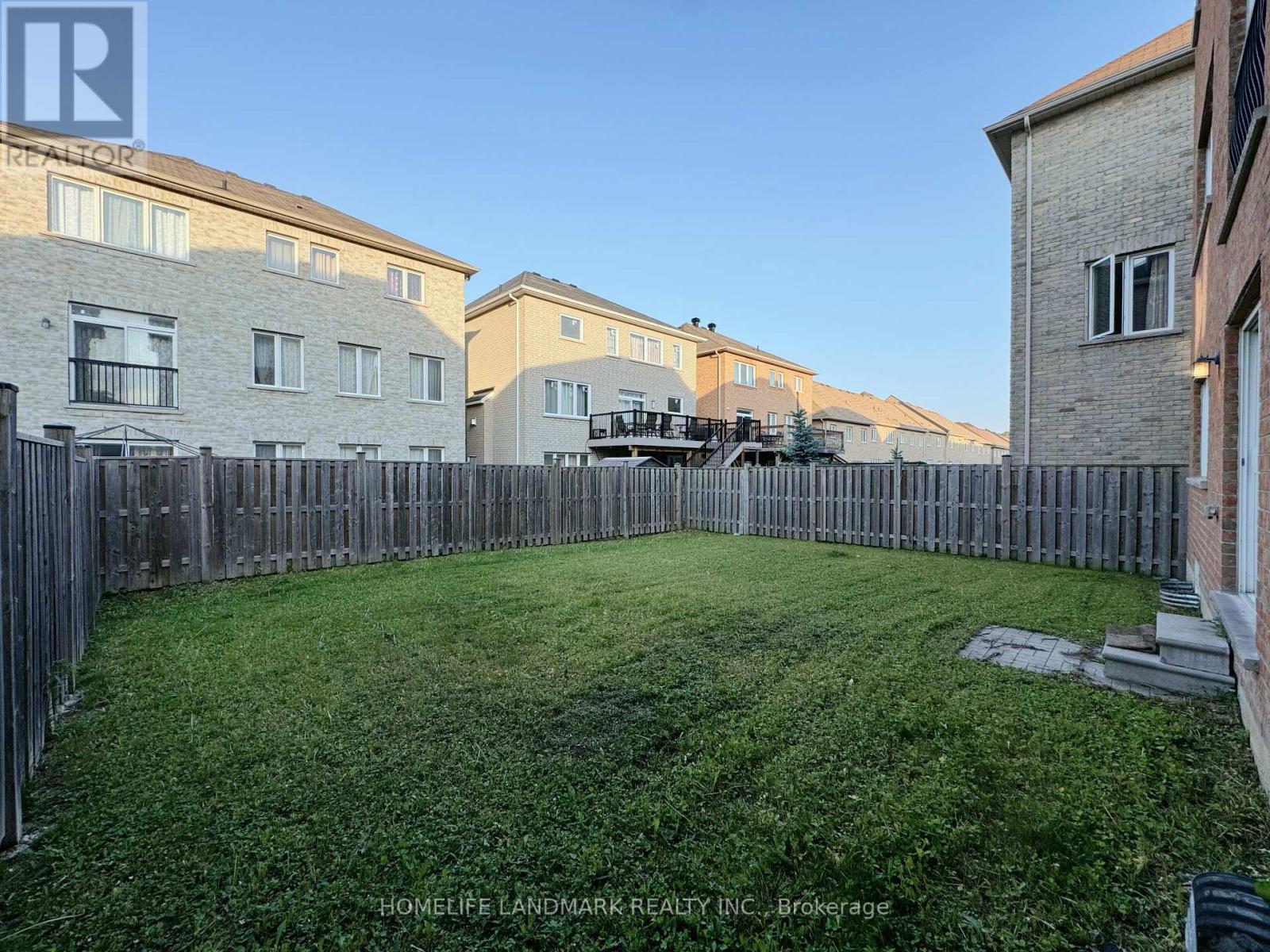 35 Hyacinth Street, Markham (Wismer), Ontario  L6E 0P4 - Photo 30 - N12987932