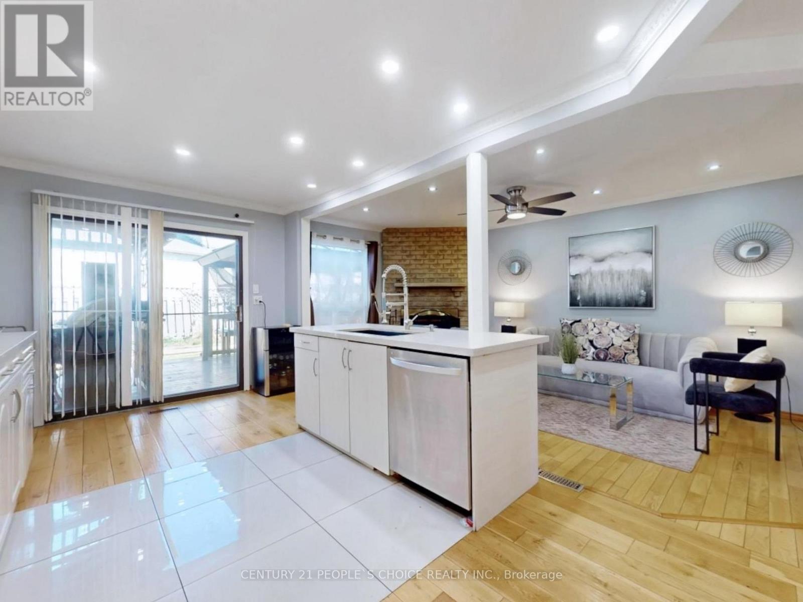 5992 Ladyburn Crescent, Mississauga, Ontario  L5M 4V9 - Photo 16 - W12970696