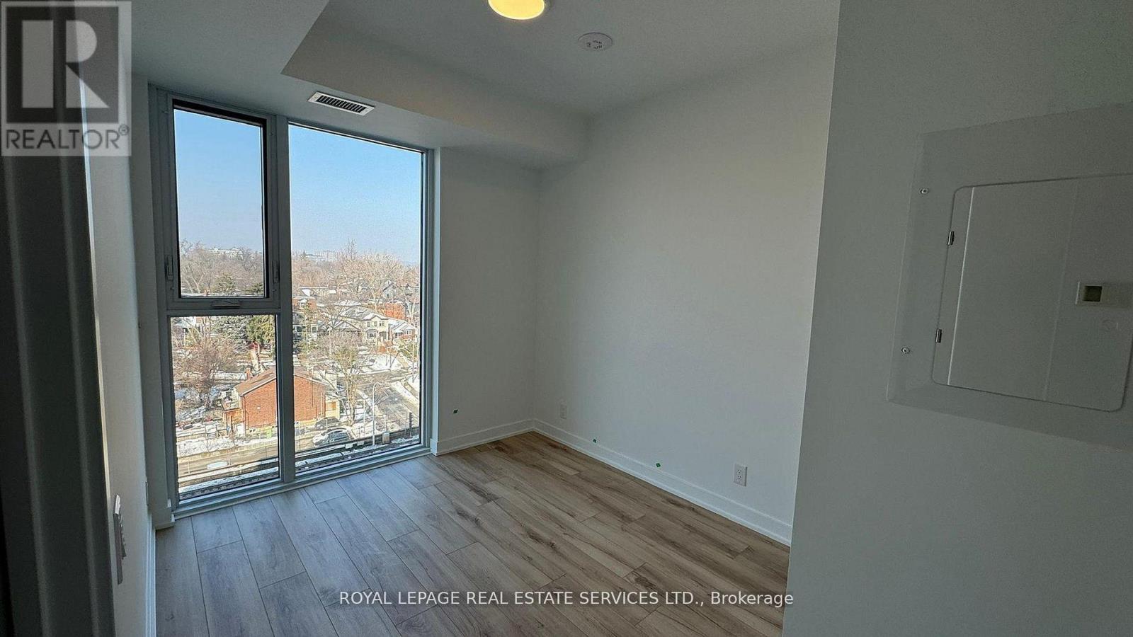 401 - 1660 Bloor Street W, Toronto (High Park North), Ontario  M6P 0C6 - Photo 9 - W12987620