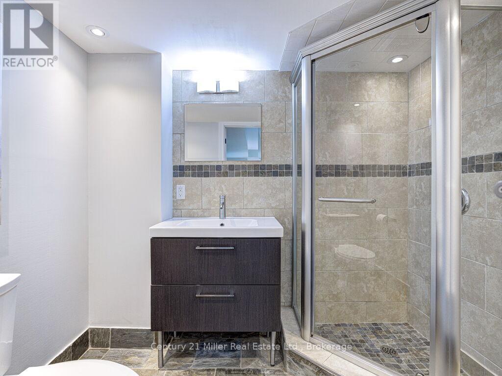 2128 Arbourview Drive, Oakville, Ontario  L6M 3N9 - Photo 43 - W12922374