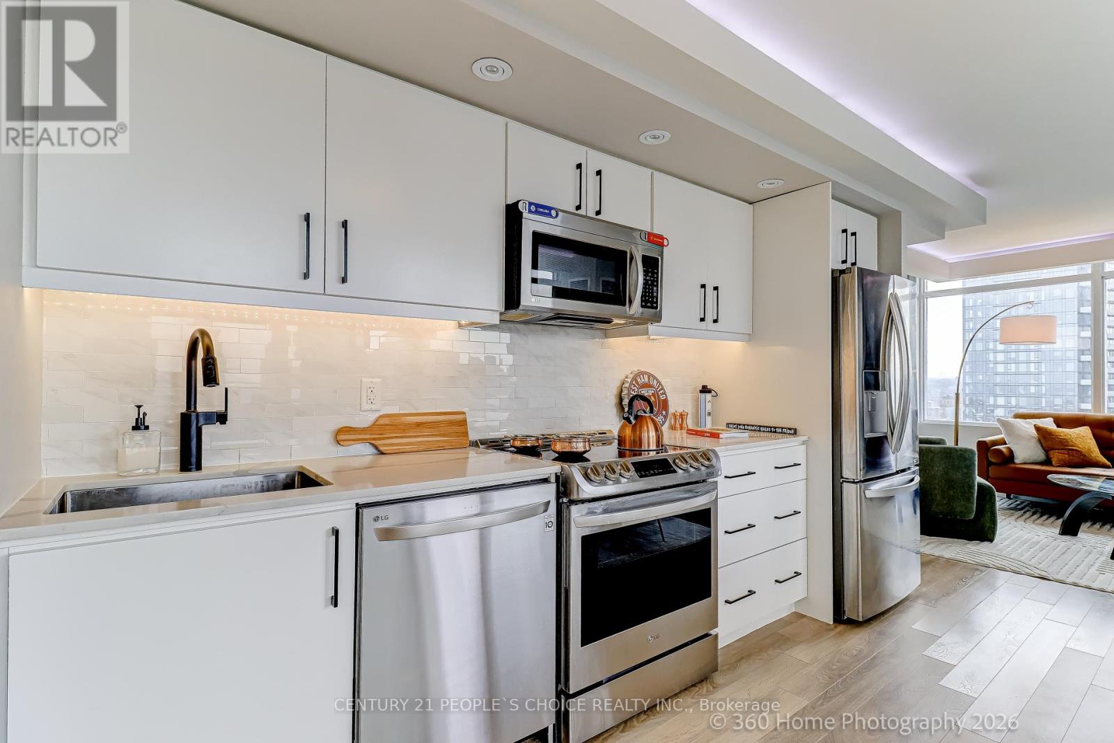 Ph5201 - 25 Telegram Mews, Toronto, Ontario M5V 3Z1 - Photo 4 - C12865664