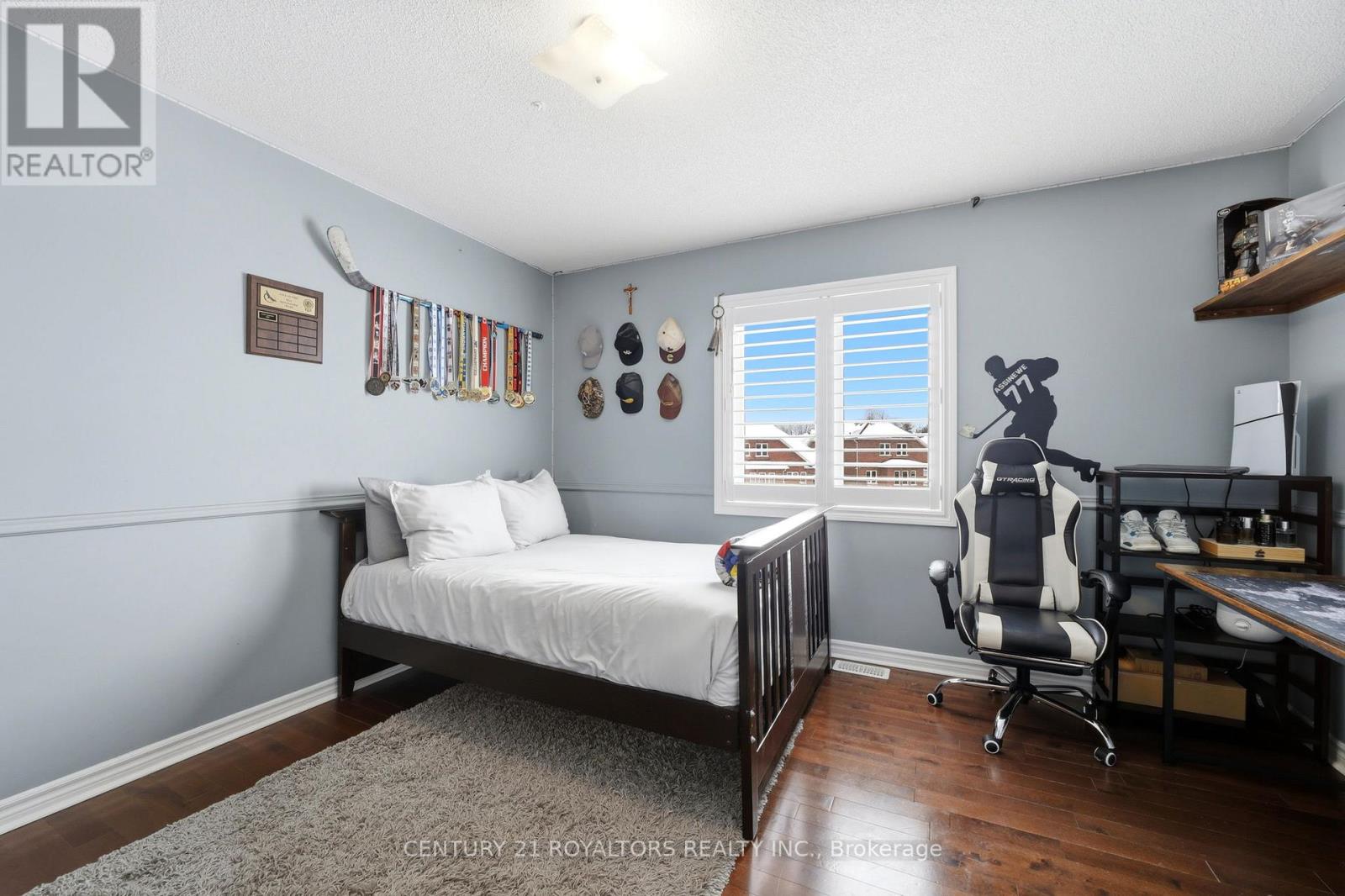 74 Latimer Avenue, Essa, Ontario  L0M 1B5 - Photo 31 - N12887762