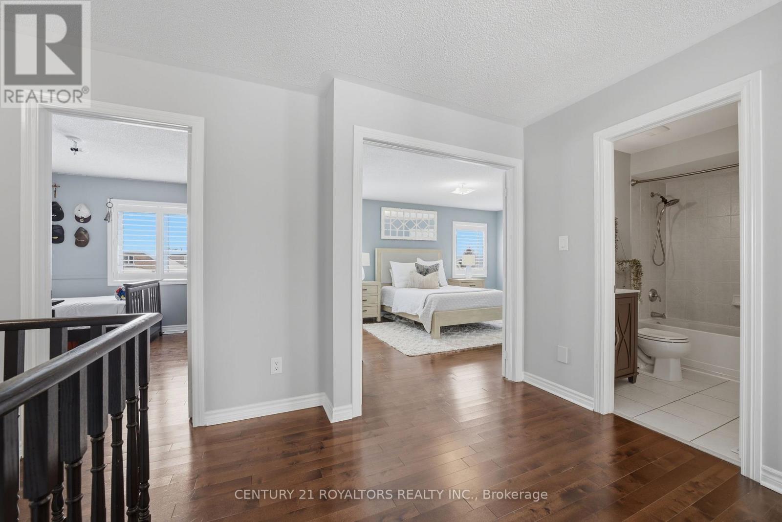 74 Latimer Avenue, Essa, Ontario  L0M 1B5 - Photo 25 - N12887762