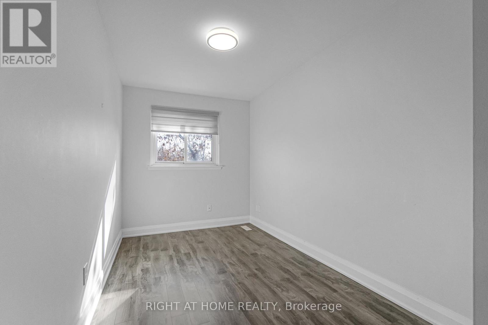 5473 Schueller Crescent, Burlington, Ontario  L7L 3T1 - Photo 18 - W12814126