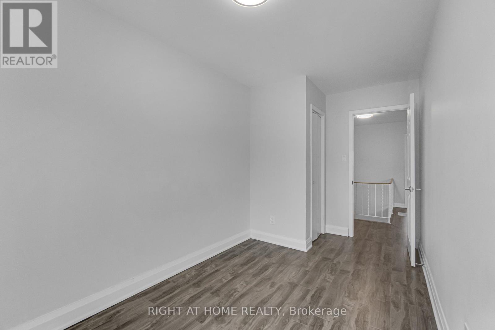 5473 Schueller Crescent, Burlington, Ontario  L7L 3T1 - Photo 19 - W12814126