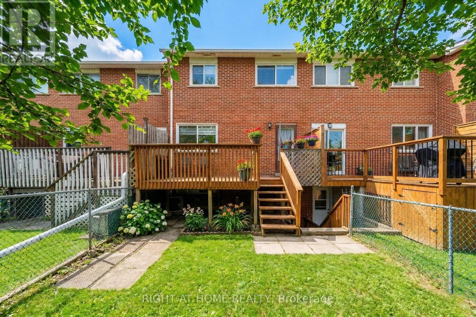 5473 Schueller Crescent, Burlington, Ontario  L7L 3T1 - Photo 31 - W12814126