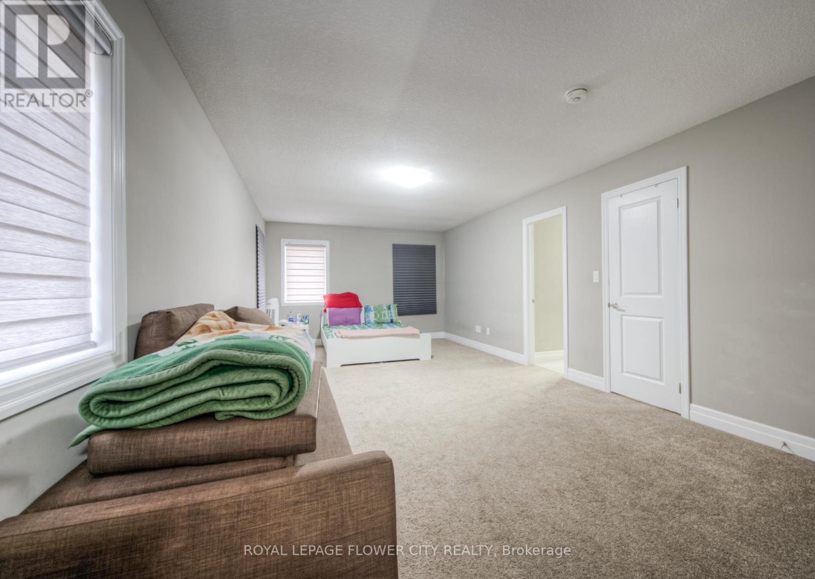 43 Pondcliffe Drive, Kitchener, Ontario  N2R 0B5 - Photo 21 - X12985330