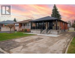 37 BENTWORTH AVENUE, Toronto, Ontario