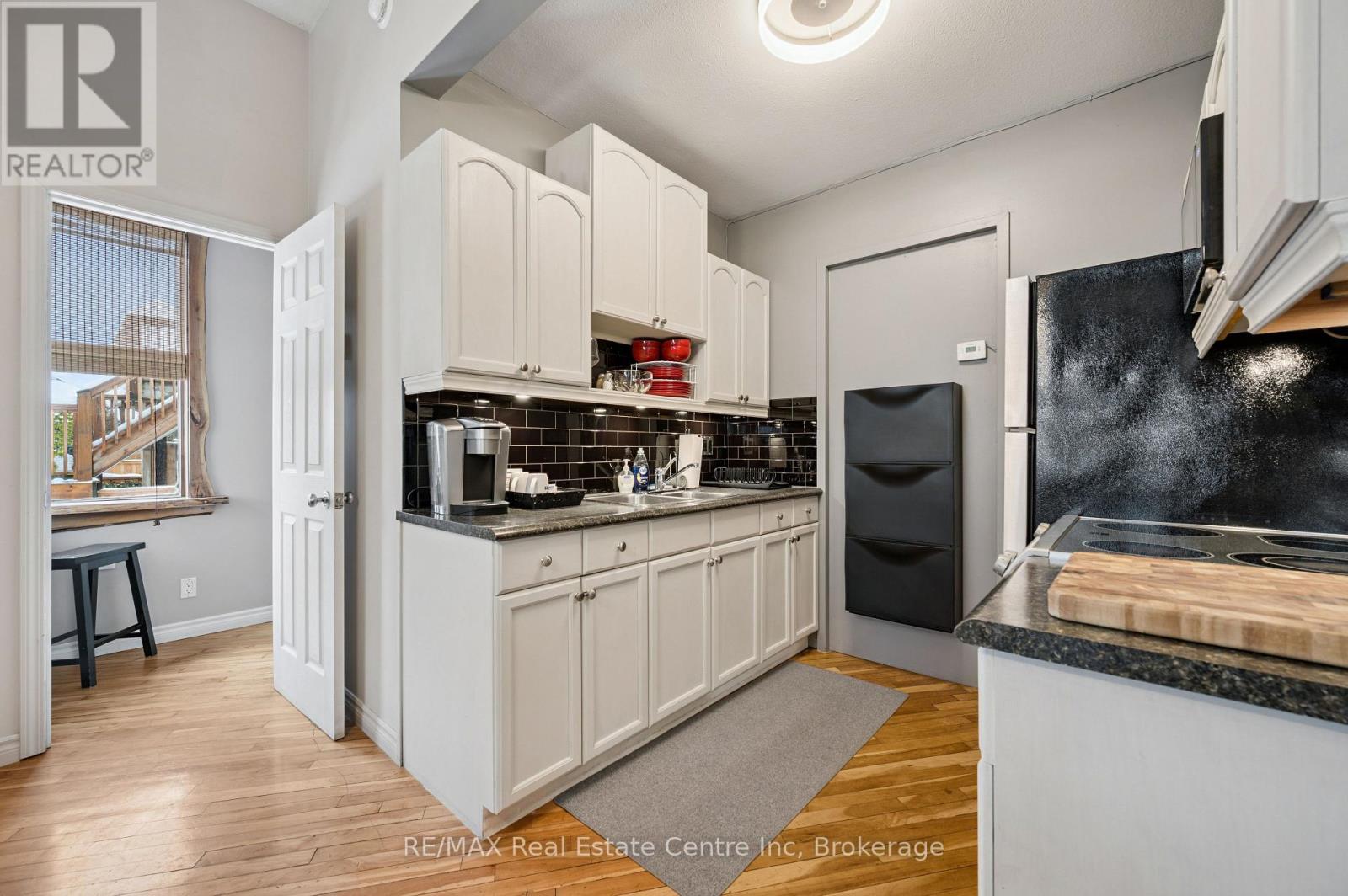 13 Mill Street E, Centre Wellington, Ontario  N0B 1S0 - Photo 11 - X12988202