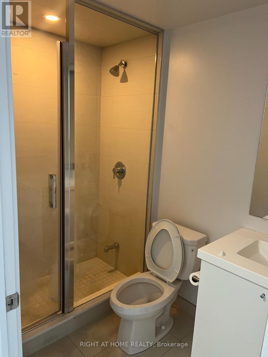 1016 - 2550 Simcoe Street, Oshawa, Ontario  L1L 0P8 - Photo 3 - E12988208