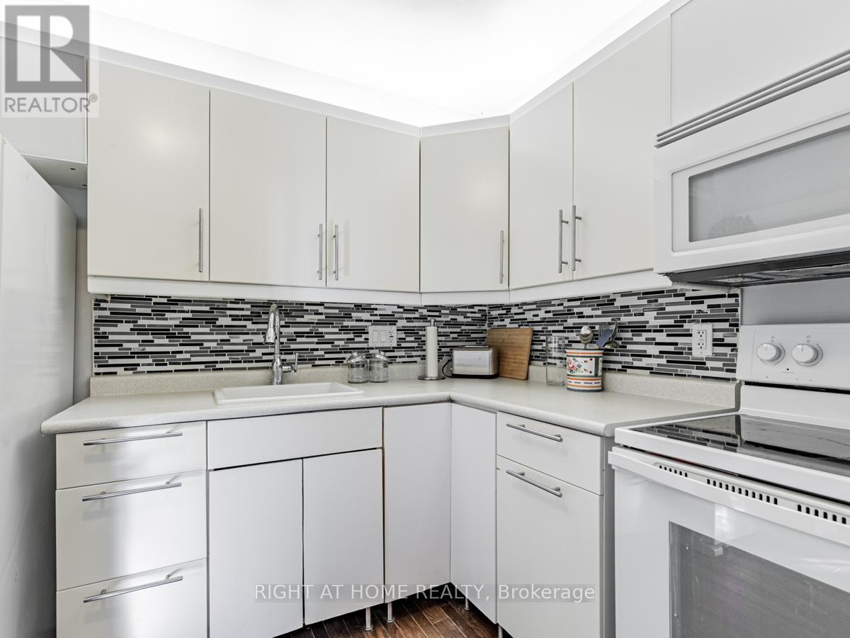 110a Harewood Avenue, Toronto, Ontario  M1M 2R5 - Photo 7 - E12988228