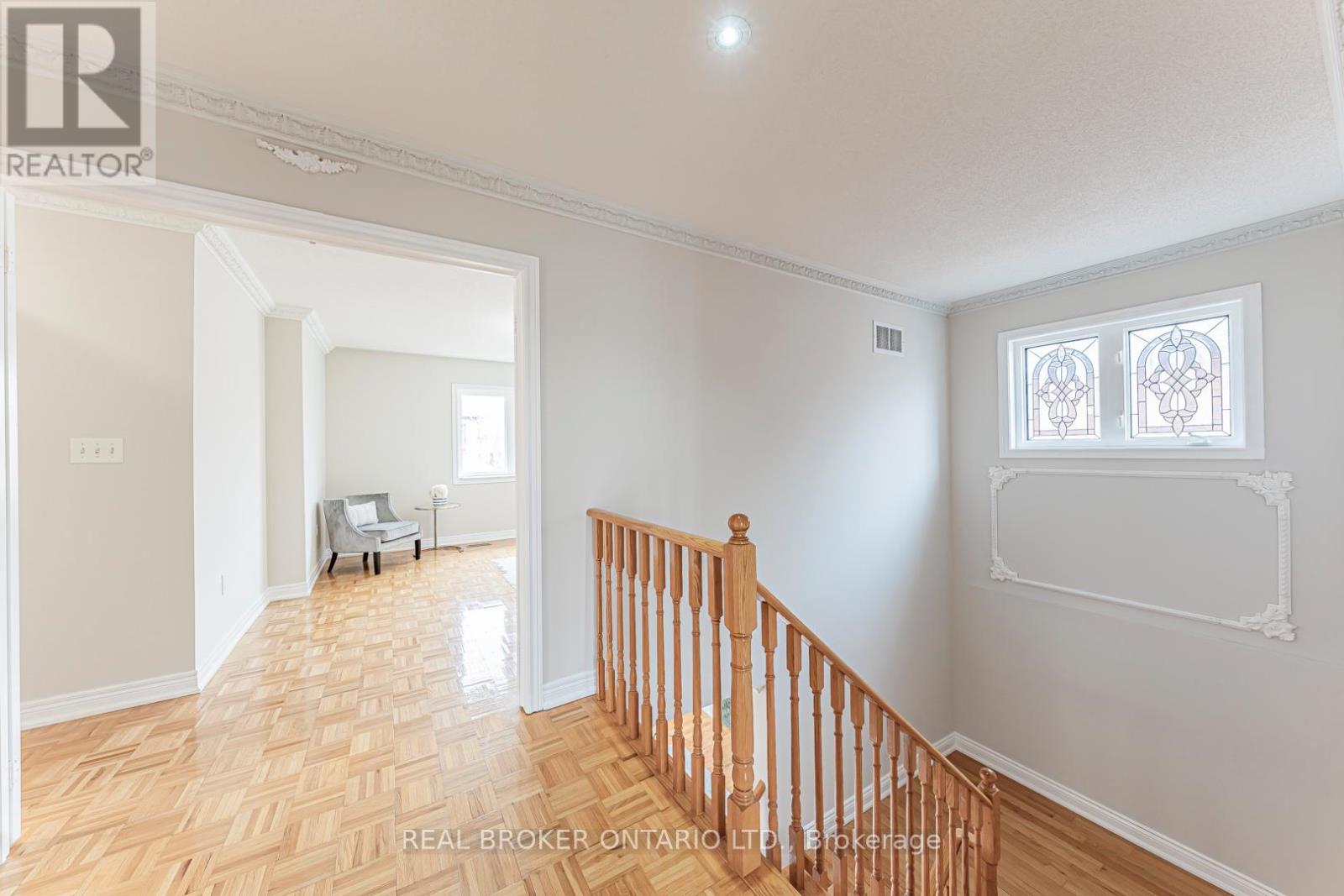 33 Kingshill Road, Richmond Hill, Ontario  L4E 4B1 - Photo 12 - N12980726