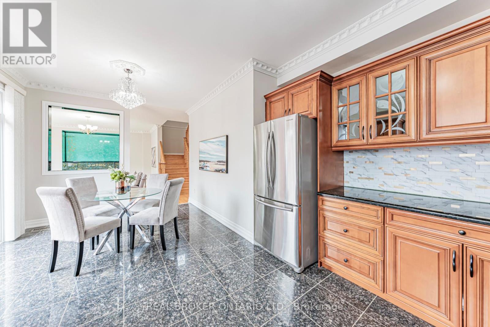 33 Kingshill Road, Richmond Hill, Ontario  L4E 4B1 - Photo 10 - N12980726