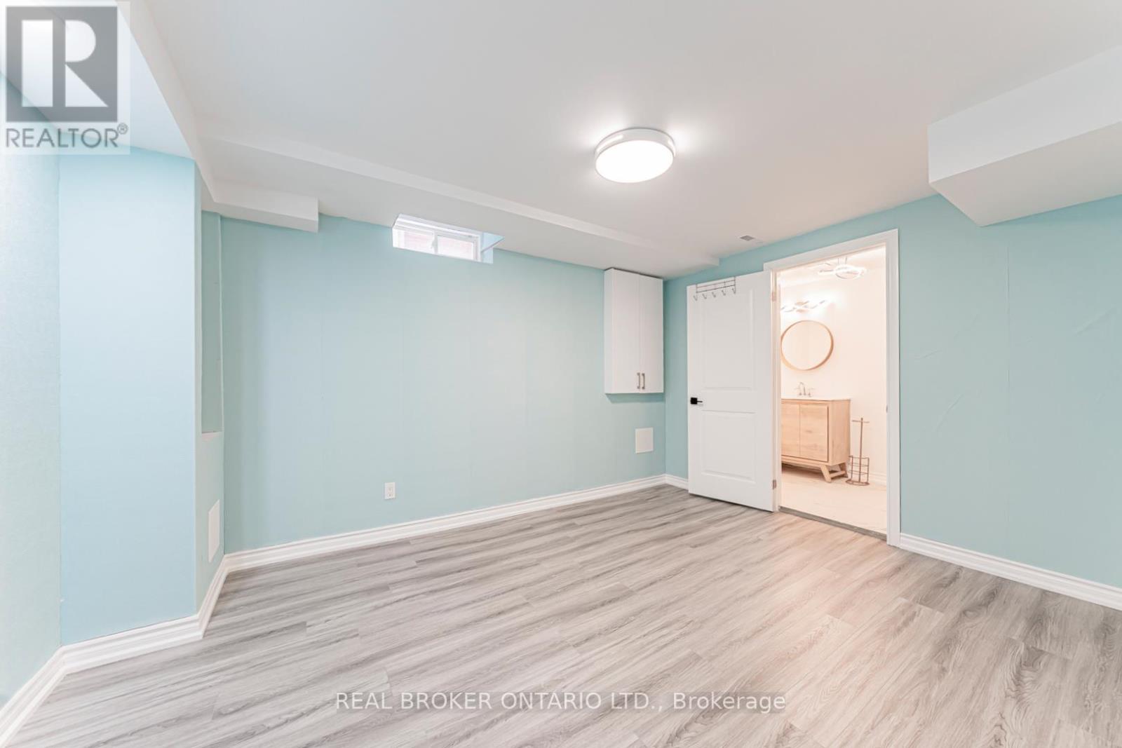 33 Kingshill Road, Richmond Hill, Ontario  L4E 4B1 - Photo 30 - N12980726