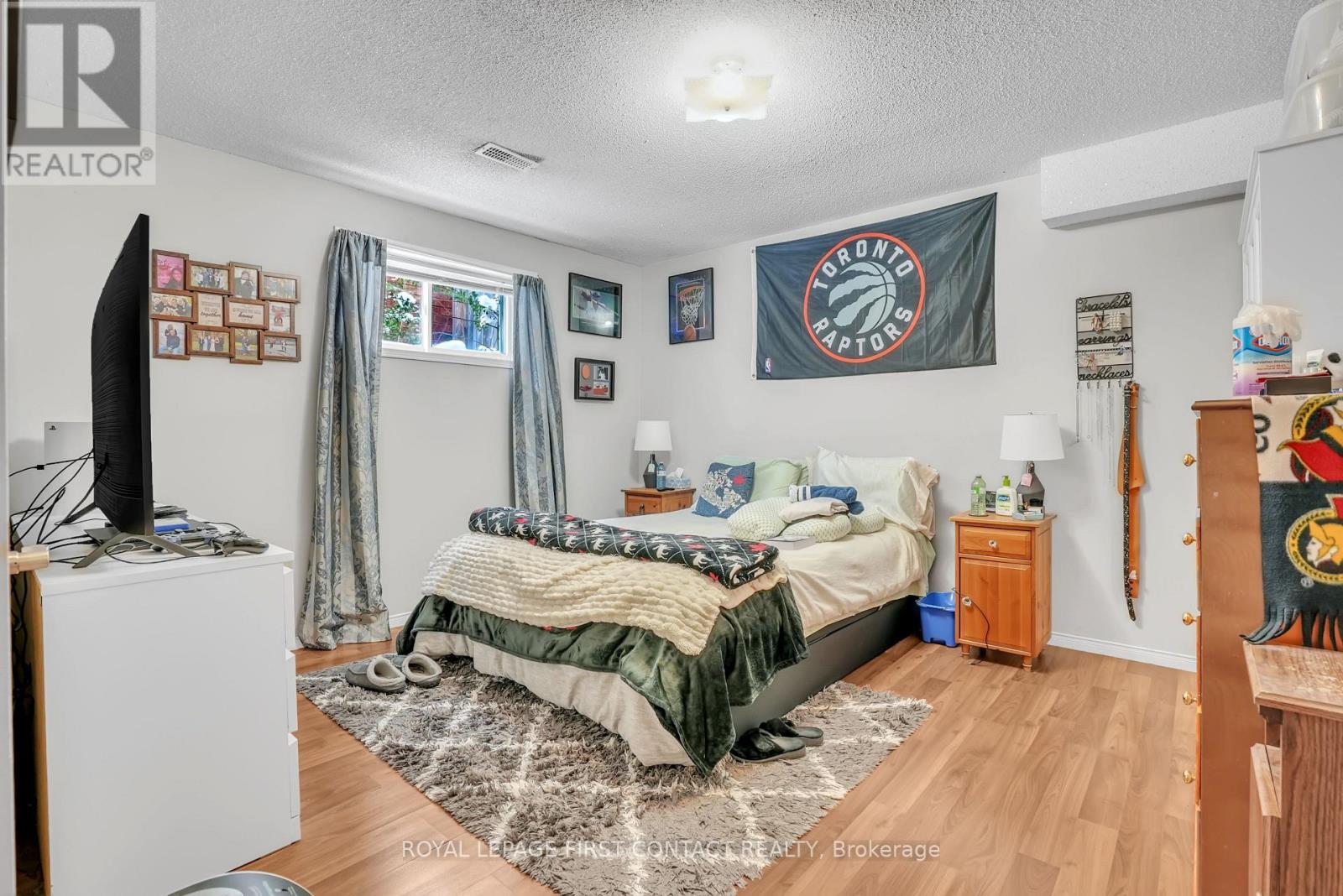 28 Hewitt Place, Barrie, Ontario  L4M 7B3 - Photo 24 - S12770876