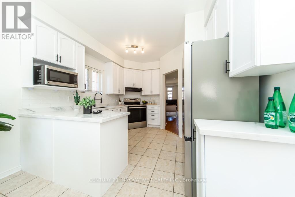 63 Rainbow Valley Crescent, Markham, Ontario  L6E 1M2 - Photo 18 - N12988200