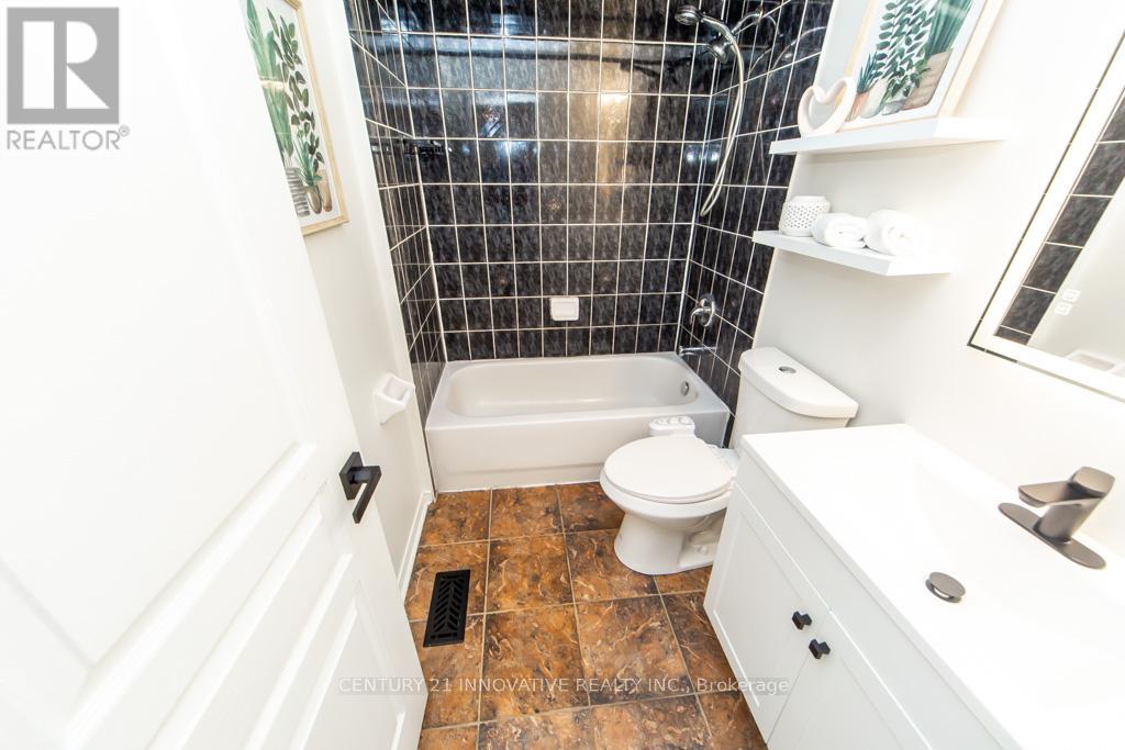 63 Rainbow Valley Crescent, Markham, Ontario  L6E 1M2 - Photo 38 - N12988200