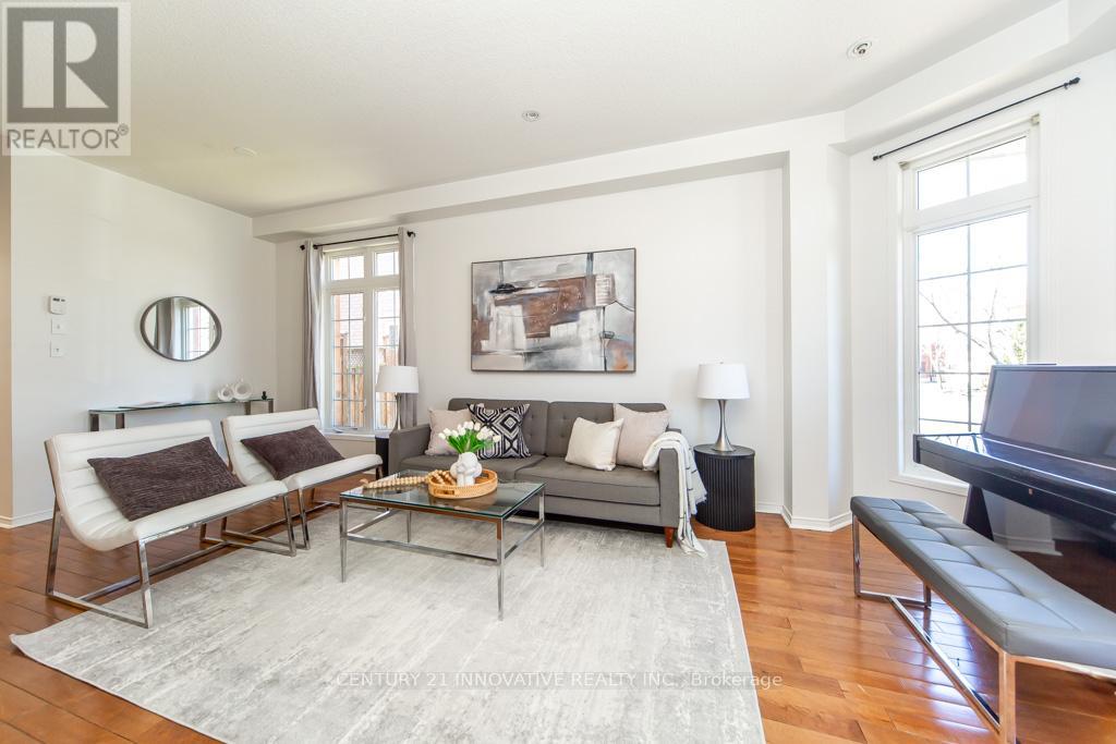 63 Rainbow Valley Crescent, Markham, Ontario  L6E 1M2 - Photo 6 - N12988200