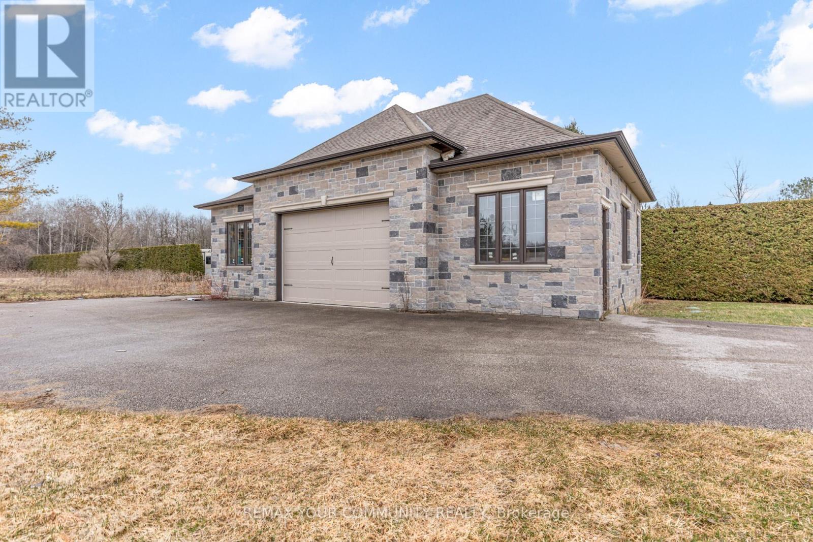 20111 Bathurst Street E, East Gwillimbury, Ontario  L9N 1N3 - Photo 49 - N12988238