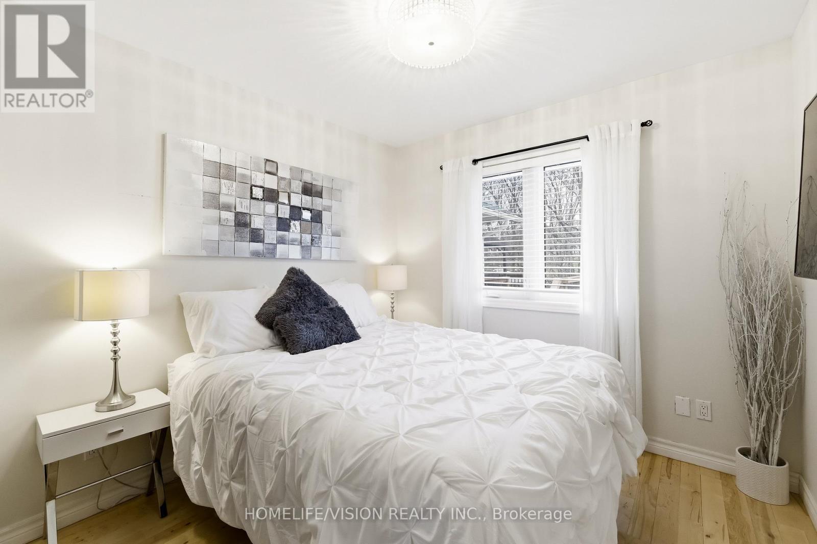 40 Mcgill Drive, Kawartha Lakes, Ontario  L0B 1K0 - Photo 19 - X12964676