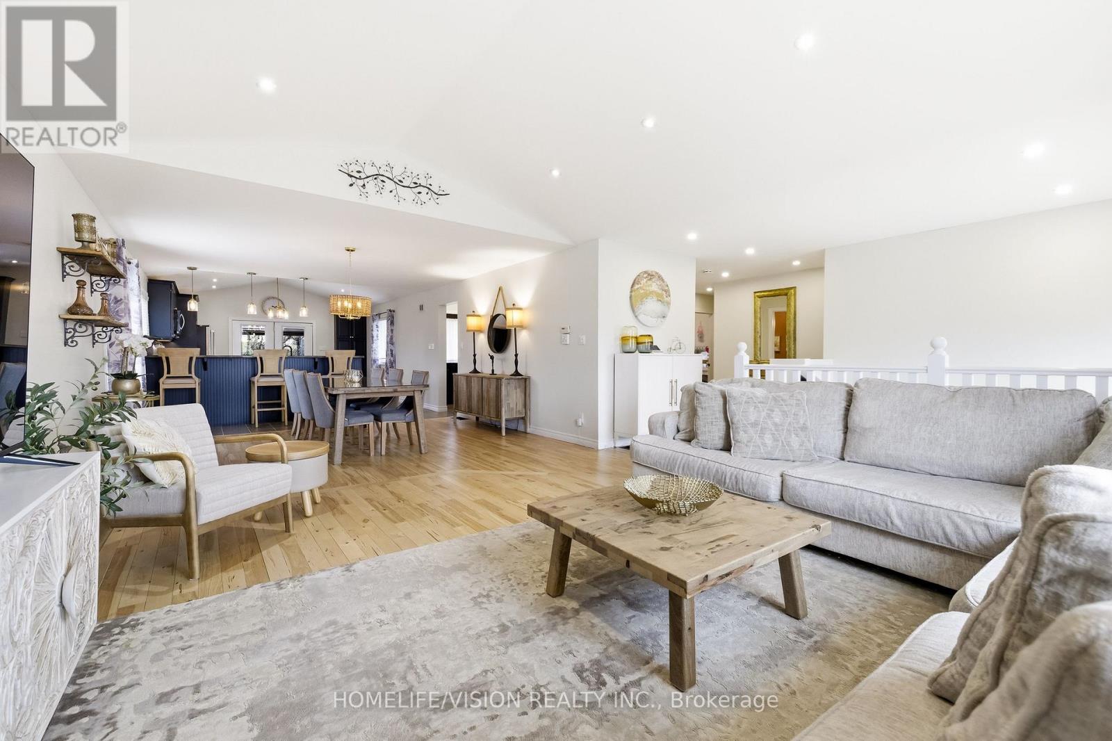 40 Mcgill Drive, Kawartha Lakes, Ontario  L0B 1K0 - Photo 5 - X12964676