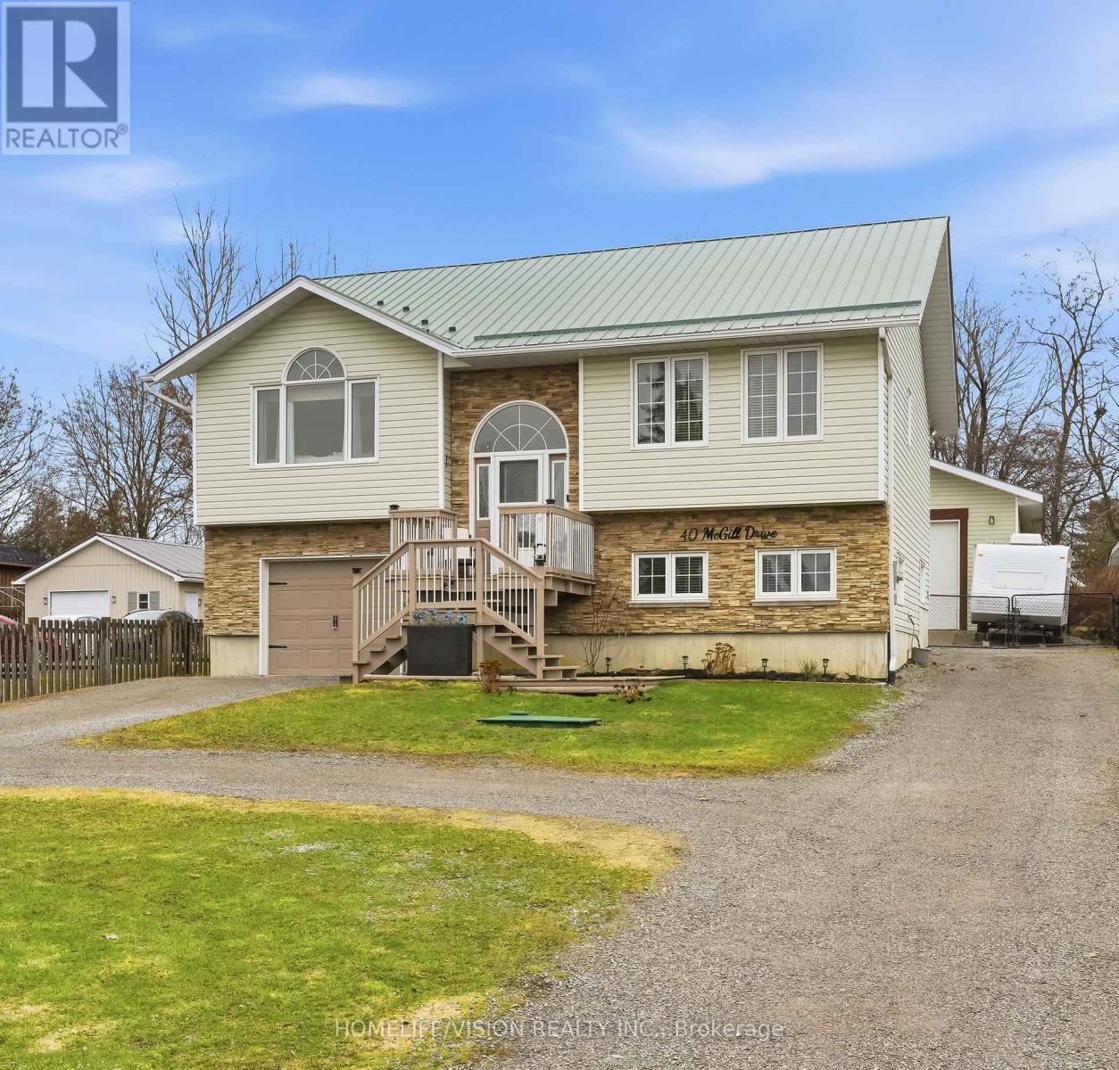 40 Mcgill Drive, Kawartha Lakes, Ontario  L0B 1K0 - Photo 2 - X12964676