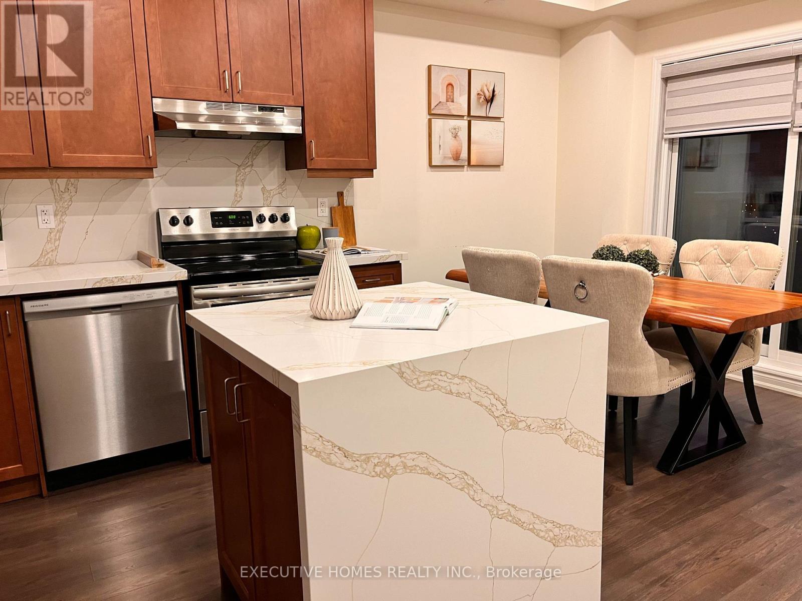 9 - 220 Lagerfeld Drive, Brampton, Ontario L7A 5H1 - Photo 5 - W12988216