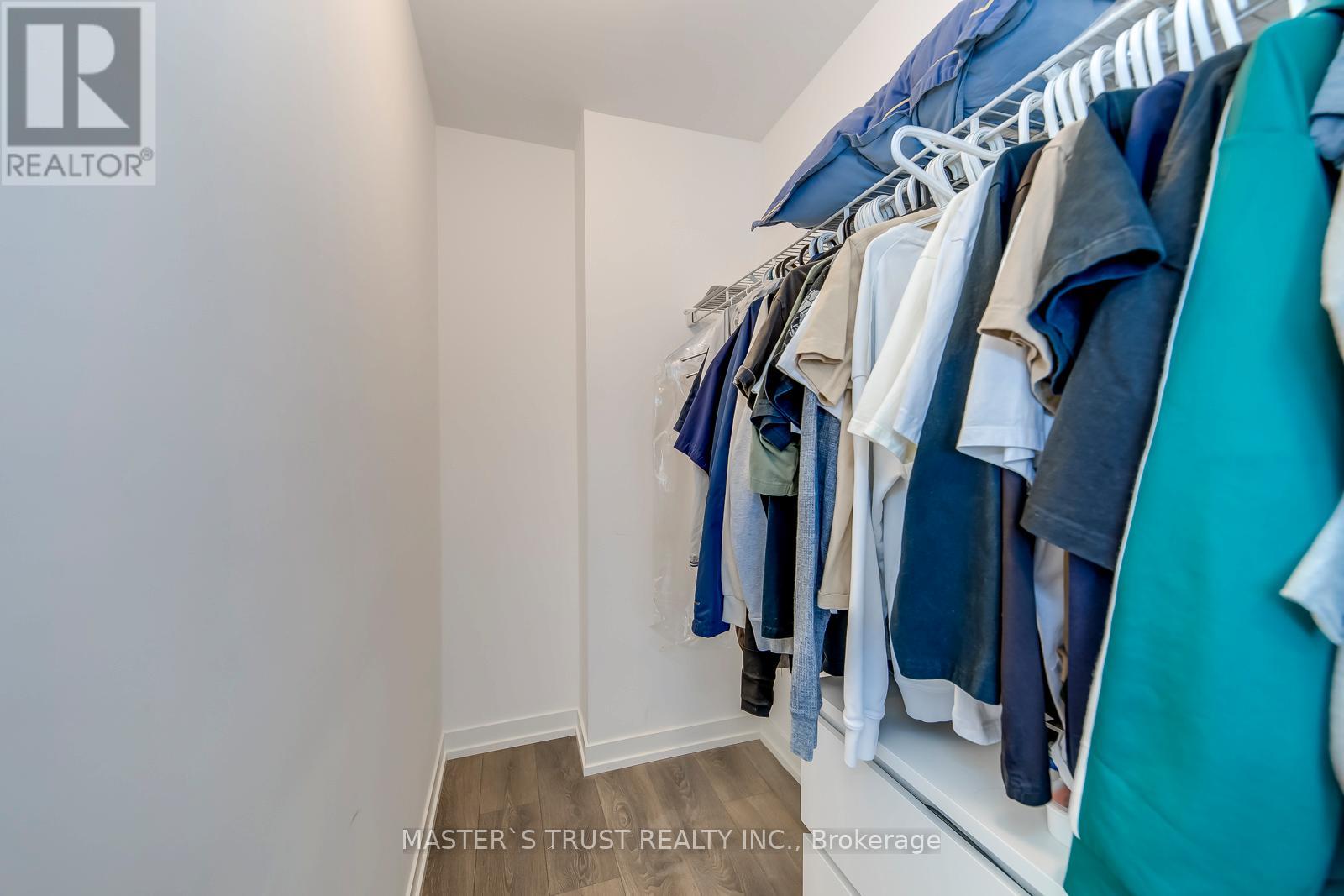 1804 - 2520 Eglinton Avenue W, Mississauga, Ontario  L5M 0Y4 - Photo 30 - W12988248