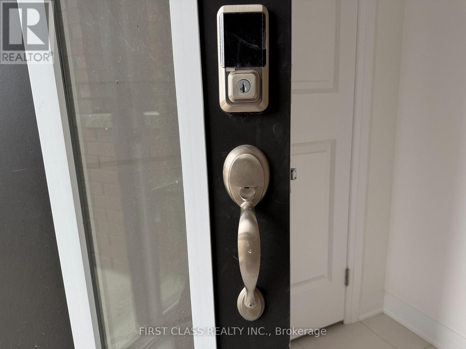 113 Manuel Street, Stratford, Ontario  N5A 0M1 - Photo 3 - X12988212