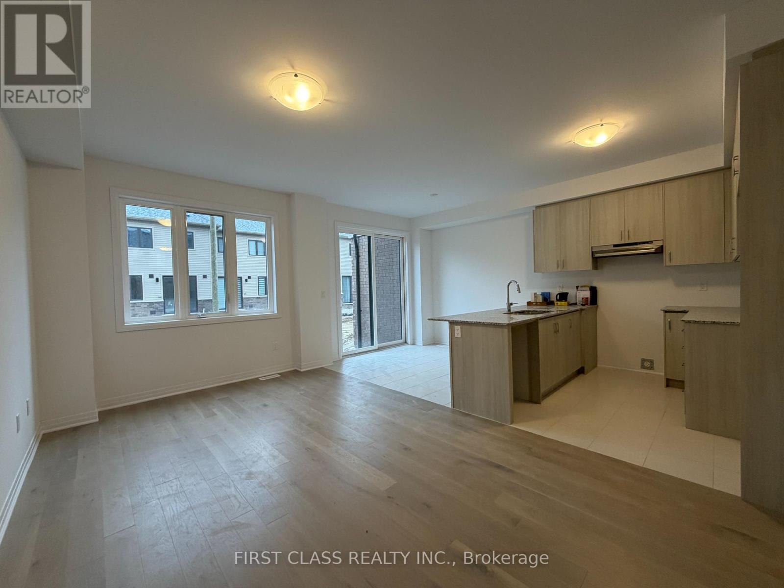 113 Manuel Street, Stratford, Ontario  N5A 0M1 - Photo 7 - X12988212