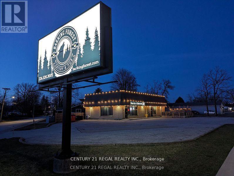 58 KING STREET E, Lambton Shores, Ontario