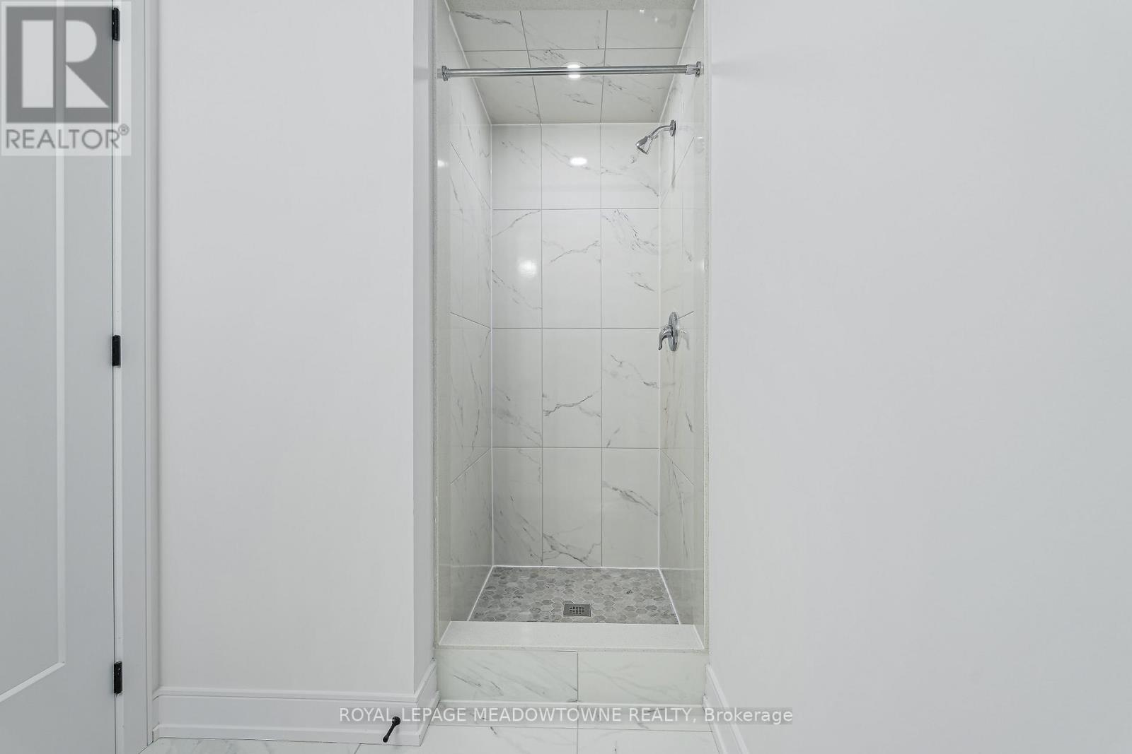 43 Henshaw Drive, Erin, Ontario  N0B 1T0 - Photo 42 - X12971460