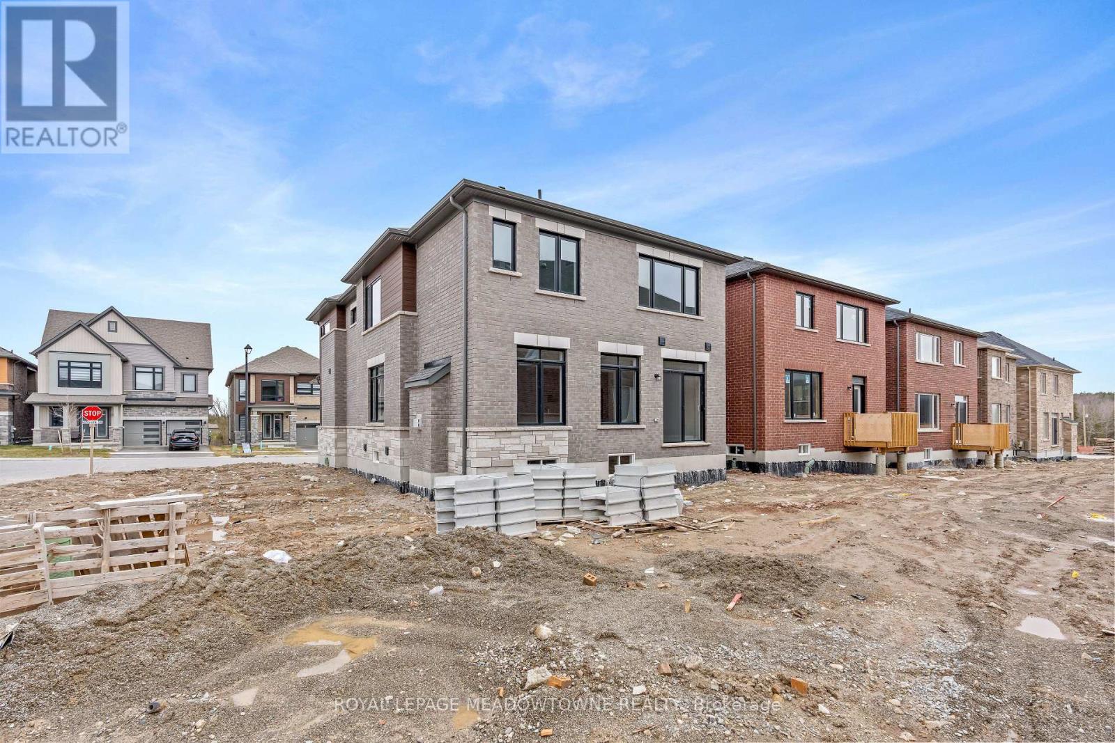 43 Henshaw Drive, Erin, Ontario  N0B 1T0 - Photo 48 - X12971460