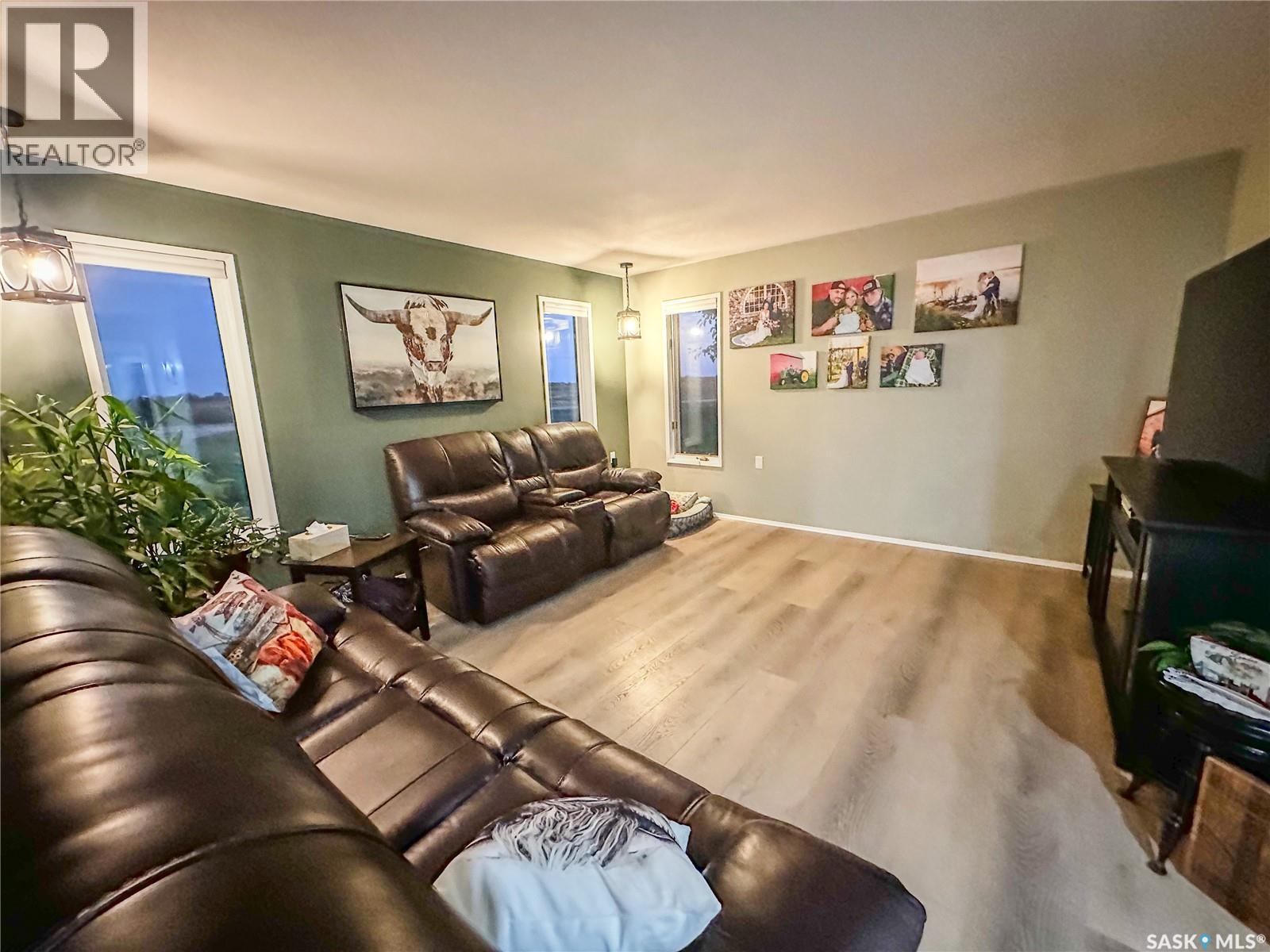 Hobby Farm Acreage, Fertile Belt Rm No. 183, Saskatchewan  S0A 3Y0 - Photo 33 - SK028334