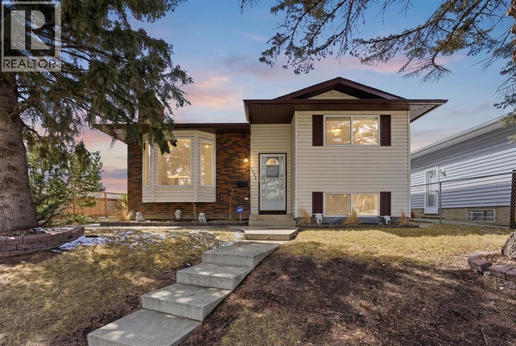 3735 28 Street SE, Calgary, Alberta