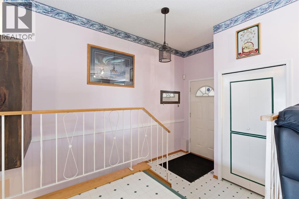 3735 28 Street Se, Calgary, Alberta  T2B 0P6 - Photo 2 - A2299260