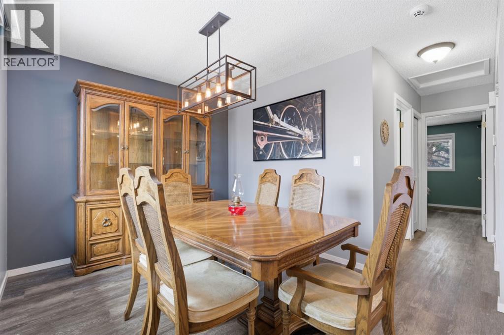 3735 28 Street Se, Calgary, Alberta  T2B 0P6 - Photo 14 - A2299260