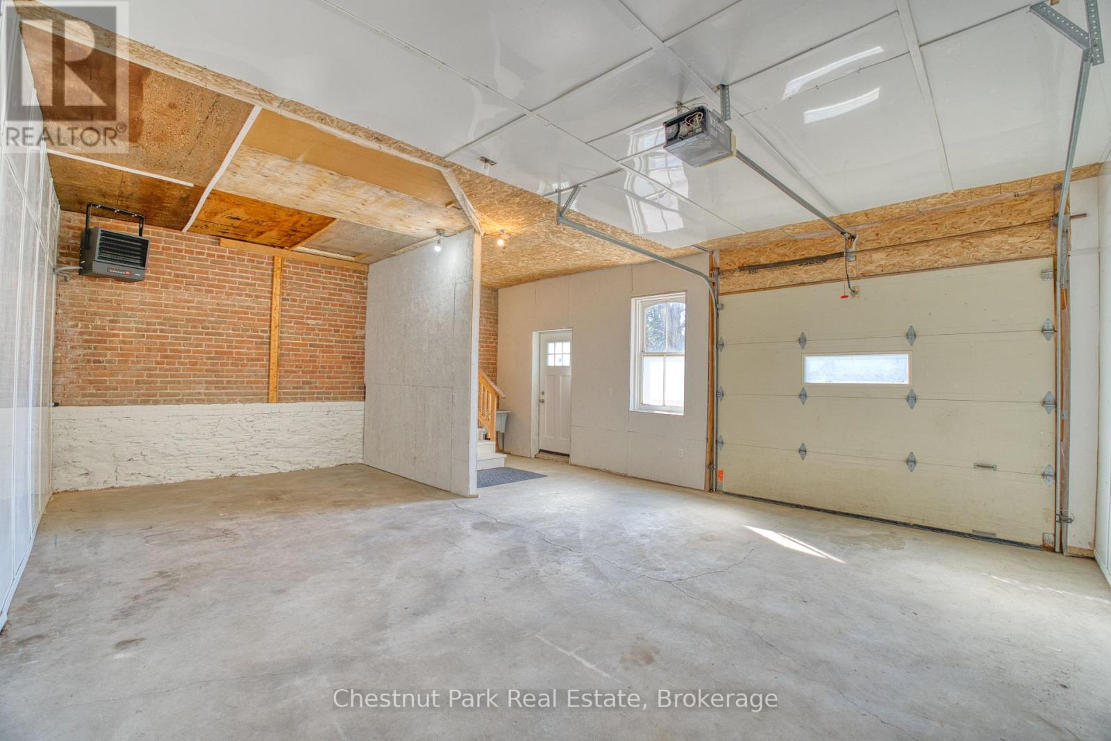 319928 Kemble Rock Road, Georgian Bluffs, Ontario  N0H 1S0 - Photo 21 - X12975908