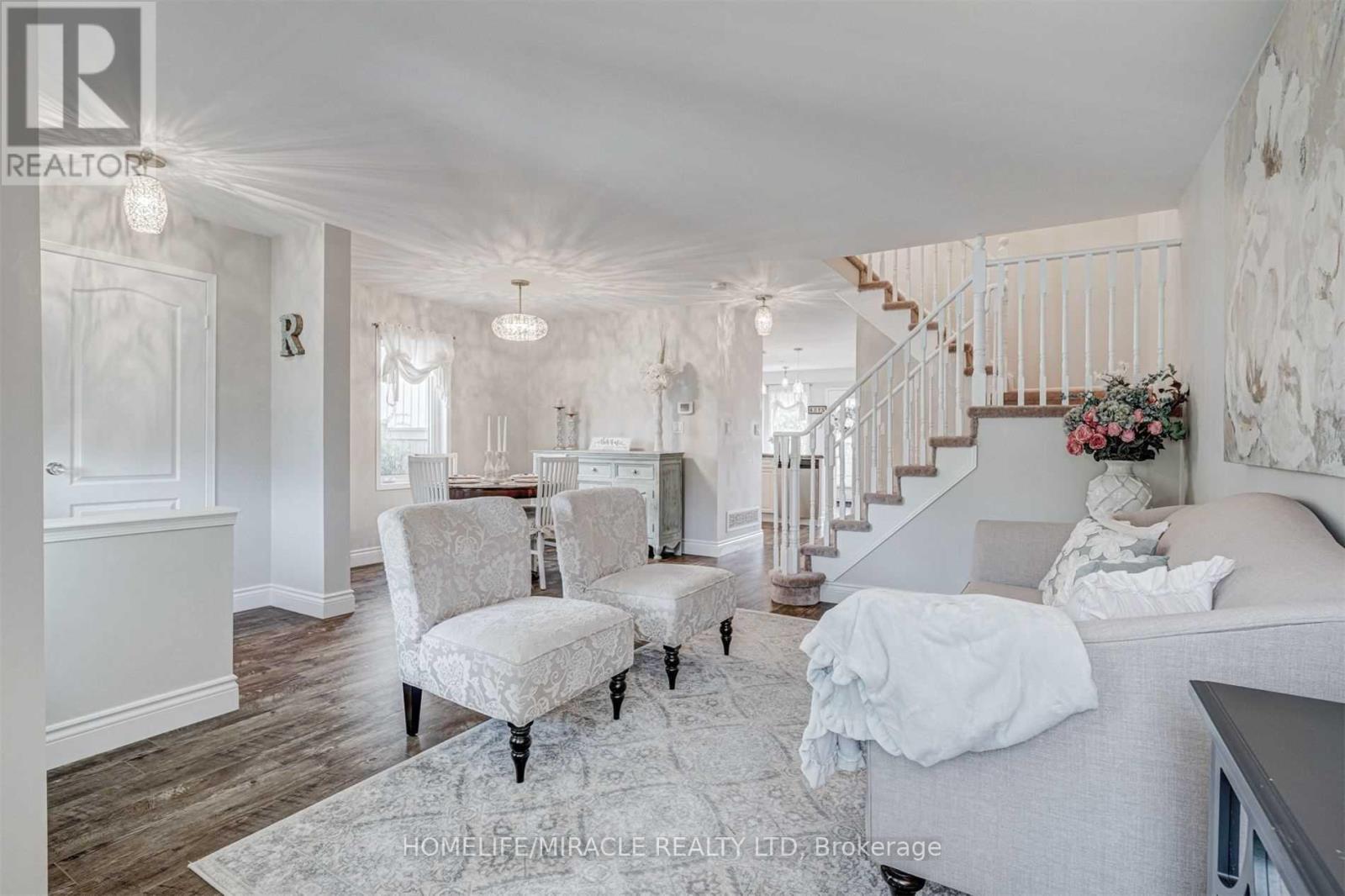 149 Carnwith Drive E, Whitby, Ontario  L1M 2J5 - Photo 7 - E12957670