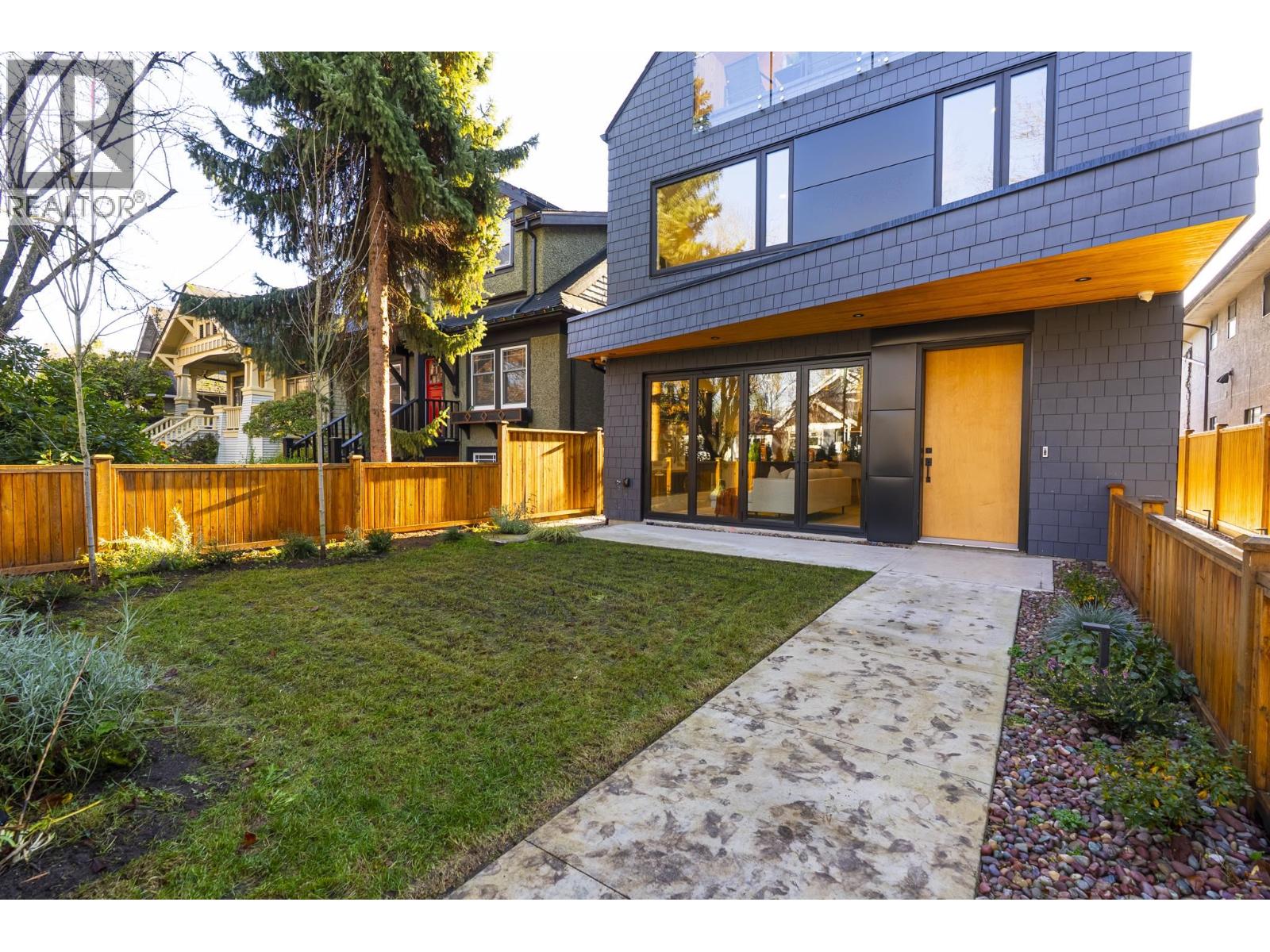 1 2764 W 14th Avenue, Vancouver, British Columbia  V6K 2X2 - Photo 32 - R3110157