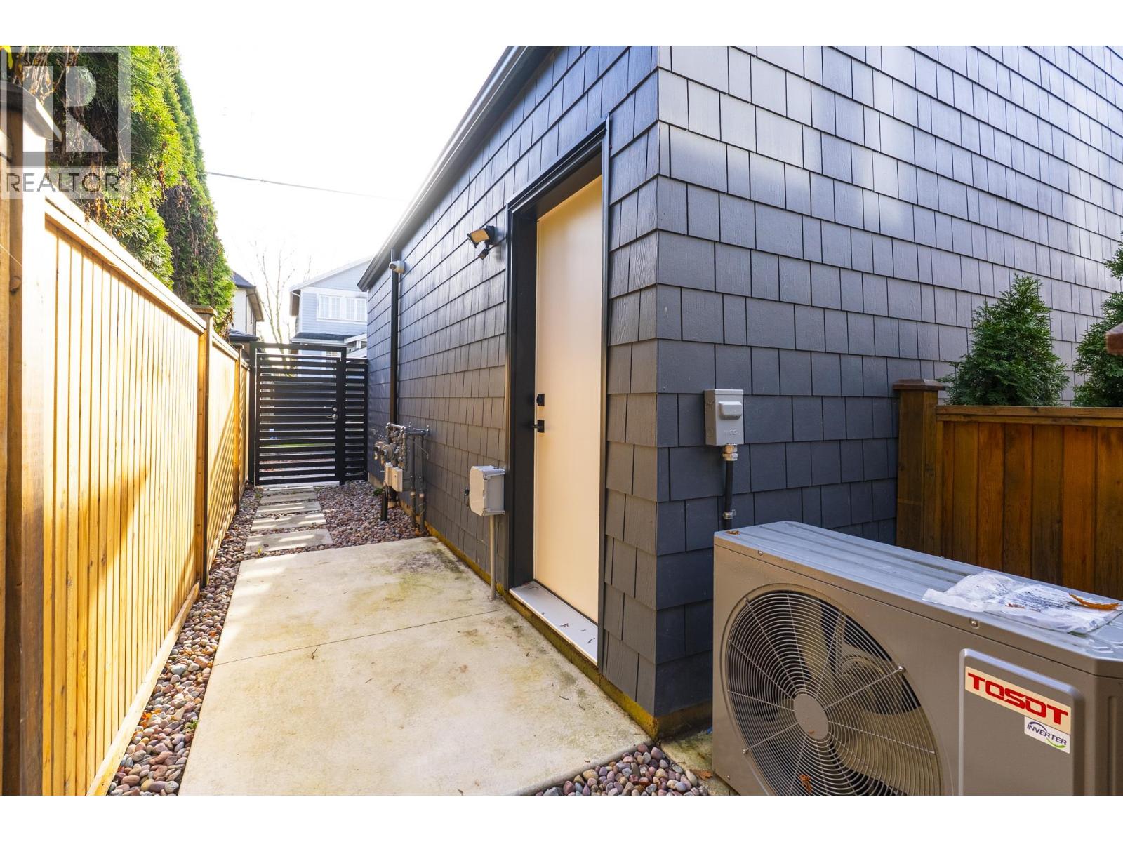 1 2764 W 14th Avenue, Vancouver, British Columbia  V6K 2X2 - Photo 34 - R3110157